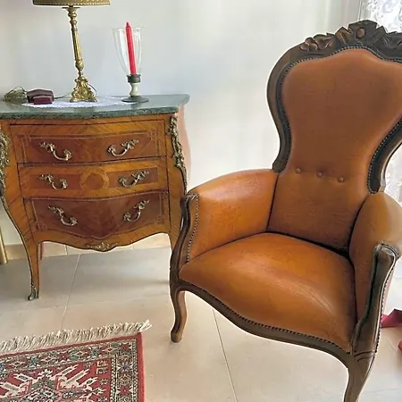 فندق مبيت وإفطار Larazzo ليتشي