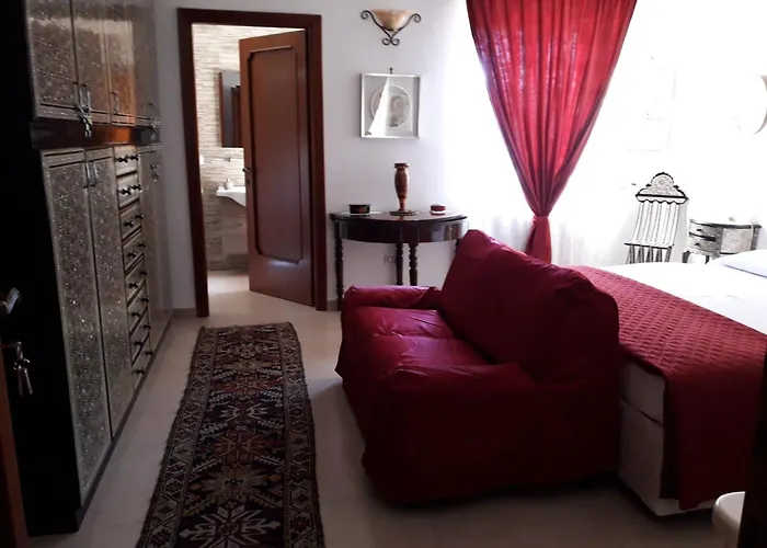 Larazzo Bed & Breakfast